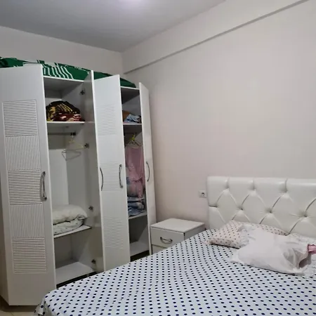 Apartamento Mars Golem (Tirana)